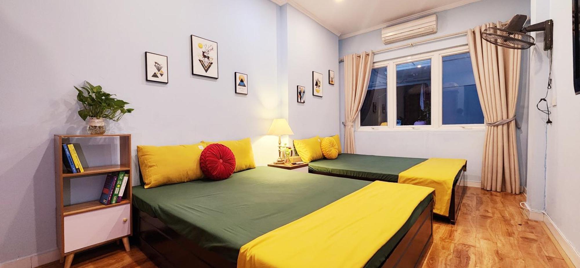 Hanoi Cozy Homestay Long Bien Exterior photo